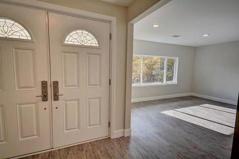 5252 Tunnel Loop Rd, Grants Pass, OR 97527 photo 2