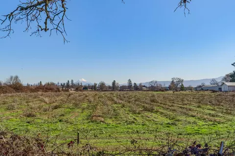 5294 Upton Rd, Central Point, OR 97502 photo 7
