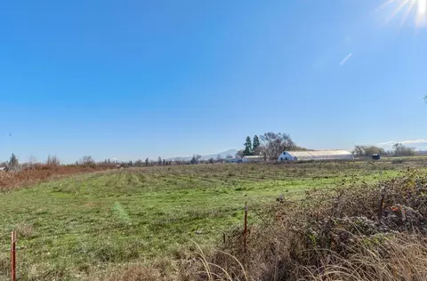 5294 Upton Rd, Central Point, OR 97502 photo 6