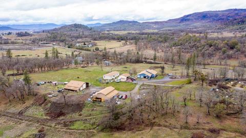 1600 Worthington Rd, Eagle Point, OR 97524 photo 20