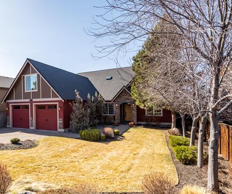 3155 NE Nathan Dr, Bend, OR 97701 photo 2