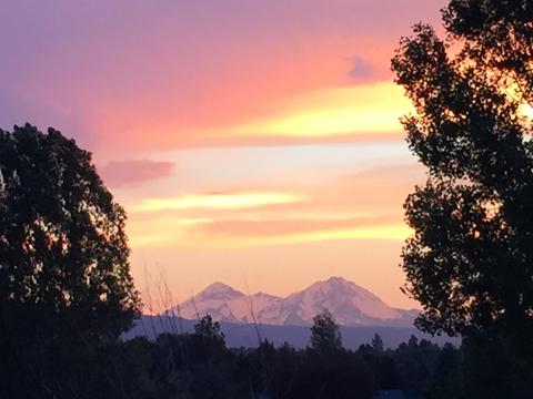 3155 NE Nathan Dr, Bend, OR 97701 photo 1