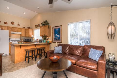 21291 Keyte Rd, Bend, OR 97701 photo 13