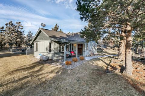 63579 Dickens Ct, Bend, OR 97701 photo 5