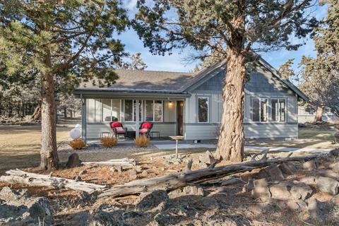 63579 Dickens Ct, Bend, OR 97701 photo 1
