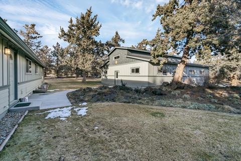 63579 Dickens Ct, Bend, OR 97701 photo 35