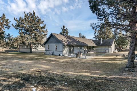 63579 Dickens Ct, Bend, OR 97701 photo 28