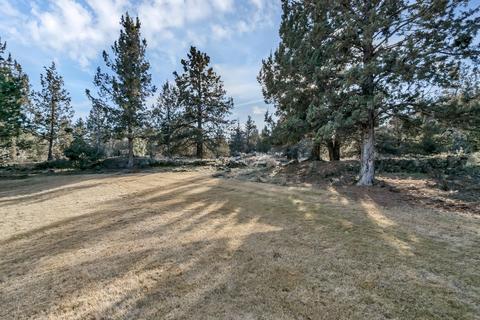 63579 Dickens Ct, Bend, OR 97701 photo 31