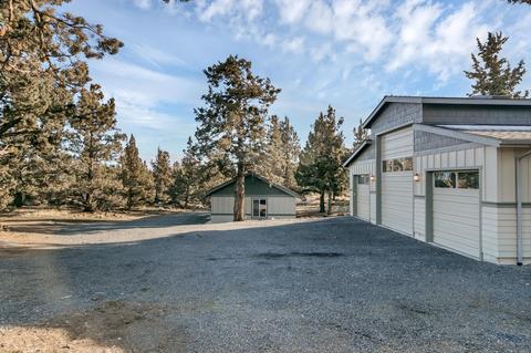63579 Dickens Ct, Bend, OR 97701 photo 33