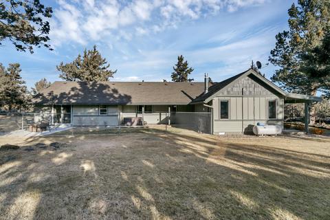 63579 Dickens Ct, Bend, OR 97701 photo 27