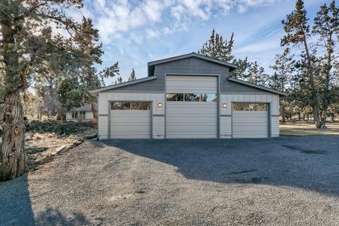 63579 Dickens Ct, Bend, OR 97701 photo 34