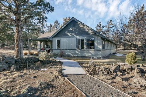 63579 Dickens Ct, Bend, OR 97701 photo 2