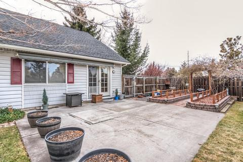 20702 Town Dr, Bend, OR 97701 photo 28