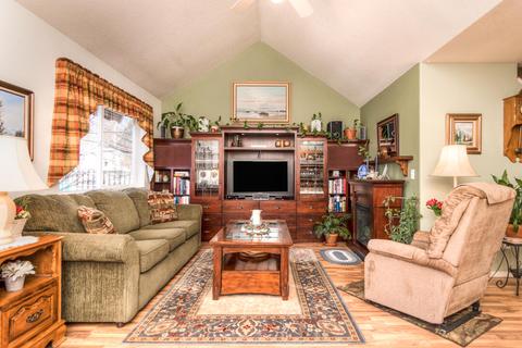 20702 Town Dr, Bend, OR 97701 photo 5