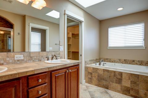 835 NE Locksley Dr, Bend, OR 97702 photo 32