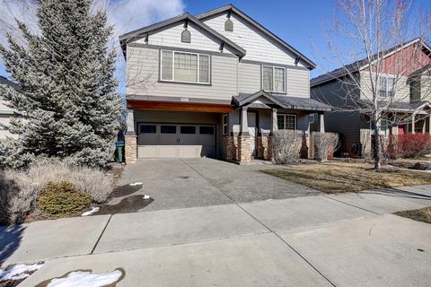 835 NE Locksley Dr, Bend, OR 97702 photo 2