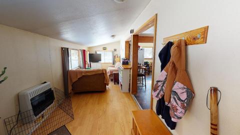 52305 Parkway Dr, La Pine, OR 97739 photo 2