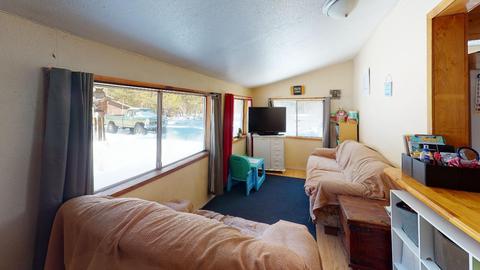 52305 Parkway Dr, La Pine, OR 97739 photo 4