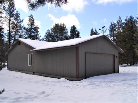 16235 Lava Dr, La Pine, OR 97739 photo 3