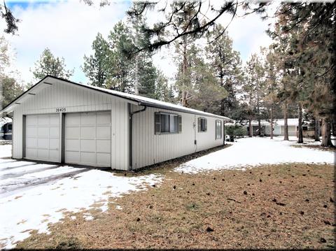 20425 Illahee Dr, Bend, OR 97702 photo 4