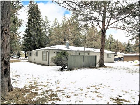 20425 Illahee Dr, Bend, OR 97702 photo 5