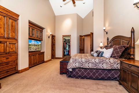 19300 Seaton Loop, Bend, OR 97702 photo 24