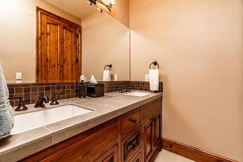 19300 Seaton Loop, Bend, OR 97702 photo 54
