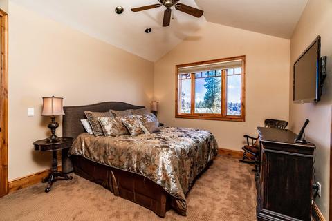 19300 Seaton Loop, Bend, OR 97702 photo 52