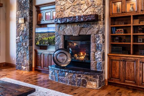 19300 Seaton Loop, Bend, OR 97702 photo 12