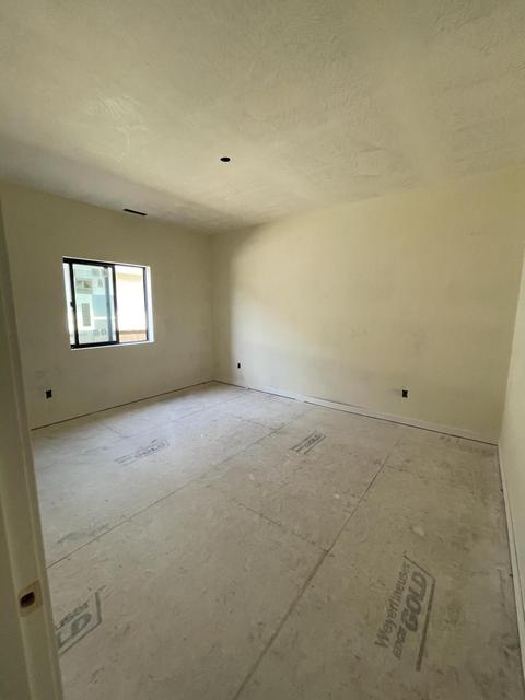 1098 Arrowhead Trl, Eagle Point, OR 97524 photo 4