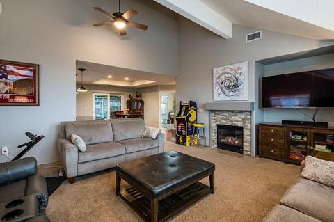 320 Meadow View Dr, Phoenix, OR 97535 photo 21