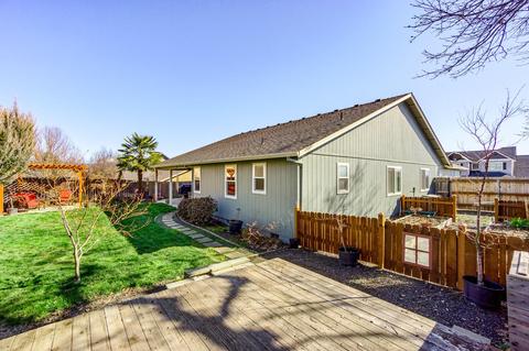 890 Ridgeview Dr, Eagle Point, OR 97524 photo 30