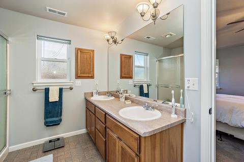 890 Ridgeview Dr, Eagle Point, OR 97524 photo 27