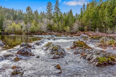 265 Pomeroy View Dr, Cave Junction, OR 97523 photo 17