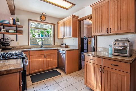 16757 Casper Dr, Bend, OR 97707 photo 6