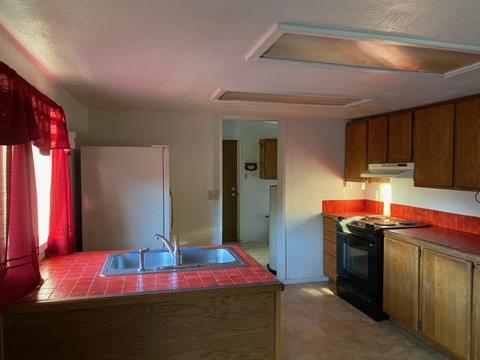 603 Third St, Rogue River, OR 97537 photo 4