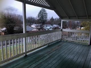 603 Third St, Rogue River, OR 97537 photo 3