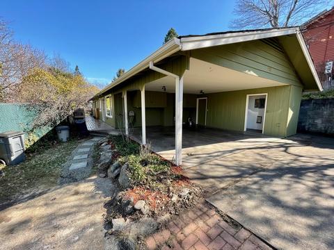 266 Gresham St, Ashland, OR 97520 photo 1