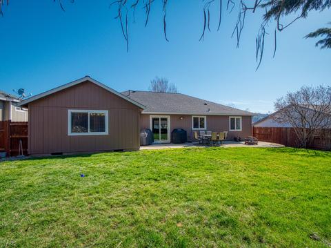 946 Ridgeview Dr, Eagle Point, OR 97524 photo 29