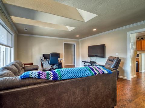 946 Ridgeview Dr, Eagle Point, OR 97524 photo 5
