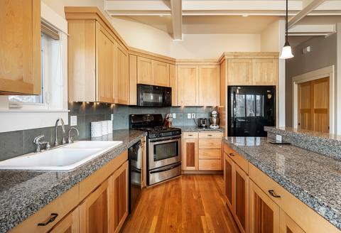 20624 NE Boulderfield Ave, Bend, OR 97701 photo 12