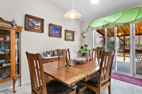 20735 NE Town Dr, Bend, OR 97701 photo 5
