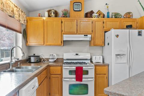20735 NE Town Dr, Bend, OR 97701 photo 7