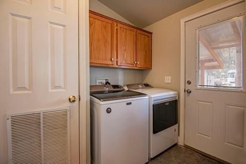 60281 Ochoco Cir, Bend, OR 97702 photo 6