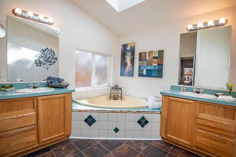 60281 Ochoco Cir, Bend, OR 97702 photo 9