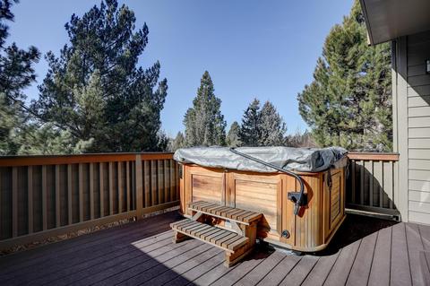 72 NW Skyliner Summit Loop, Bend, OR 97703 photo 29