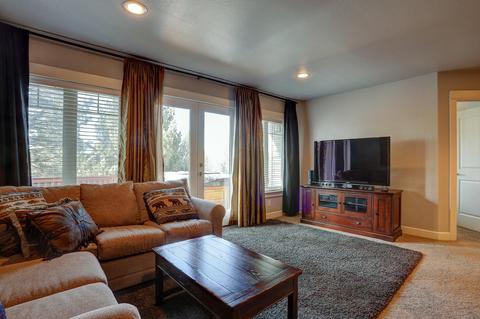 72 NW Skyliner Summit Loop, Bend, OR 97703 photo 15