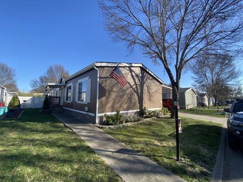 633 E Archwood Dr #14, Eagle Point, OR 97524 photo 1
