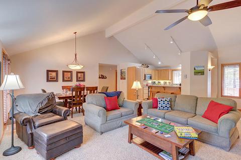 57679 Poplar Loop, Sunriver, OR 97707 photo 3
