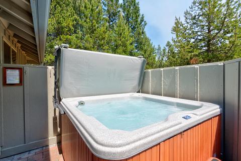 57679 Poplar Loop, Sunriver, OR 97707 photo 22